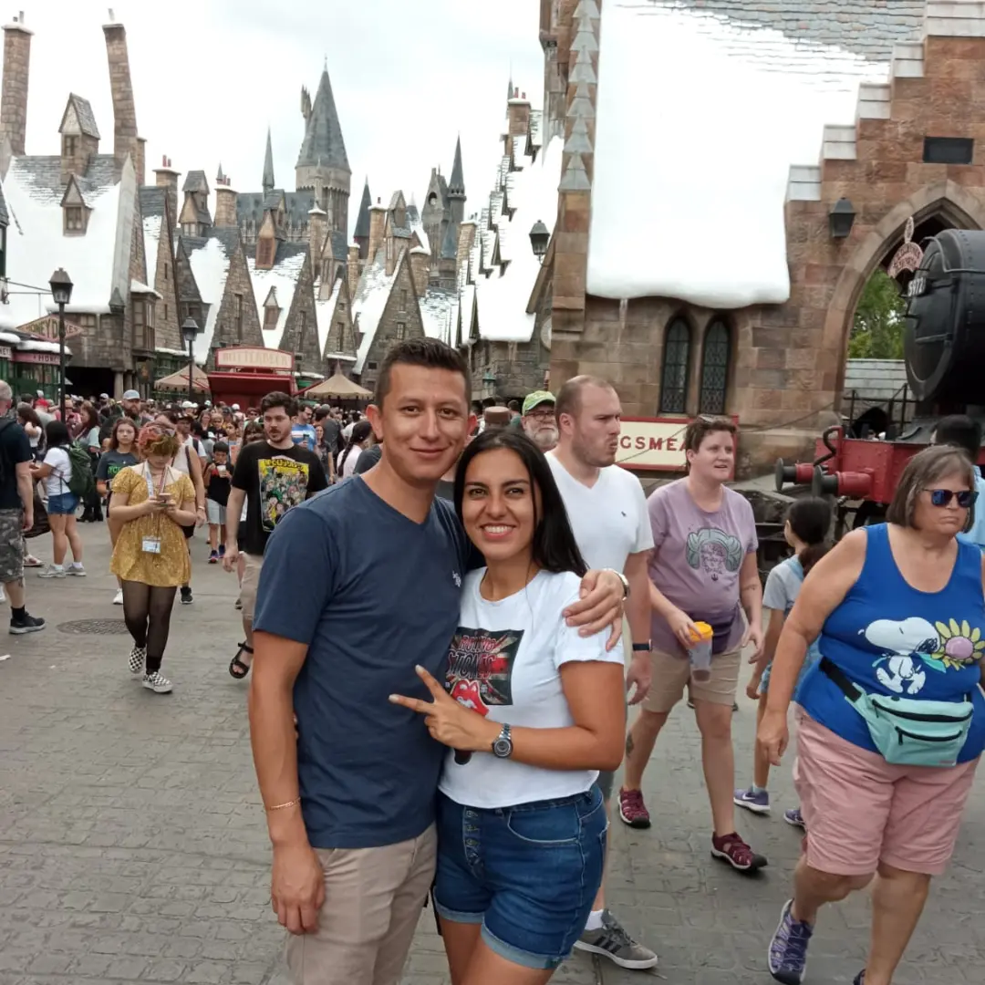 Diana y Sebastián viajando — Gold Viajes y Experiencias